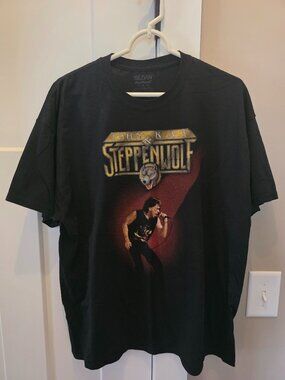 🎸 Vintage John Kay & Steppenwolf Graphic T-Shirt